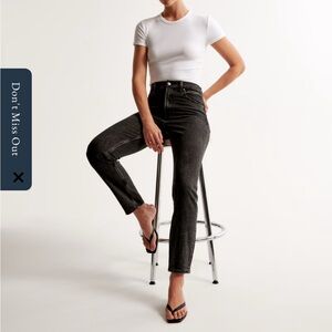 Abercrombie & Fitch Black The Mom High Rise Curve Love Jeans
